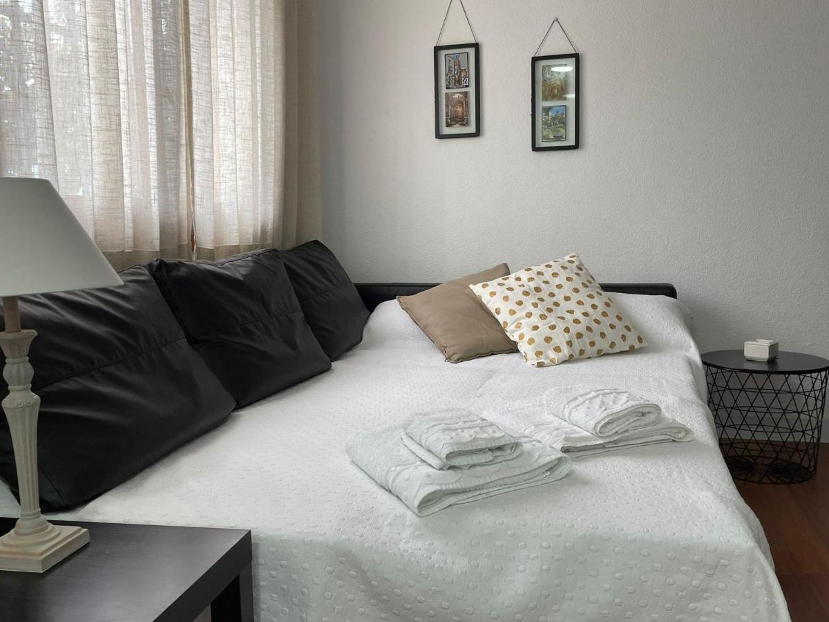 Apartamento Paseo De La Rivera Cordova Esterno foto